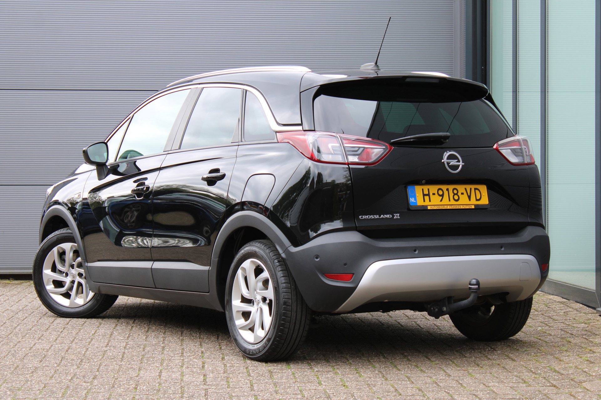 Opel Crossland X