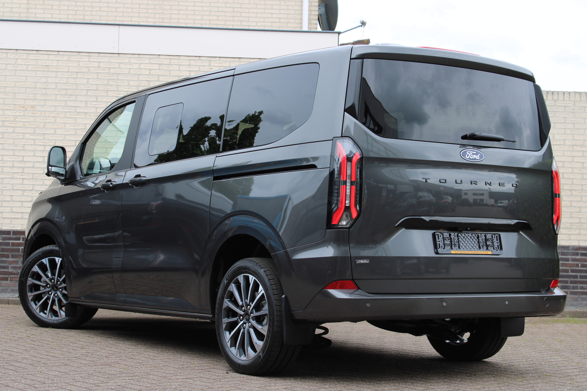 Ford Tourneo