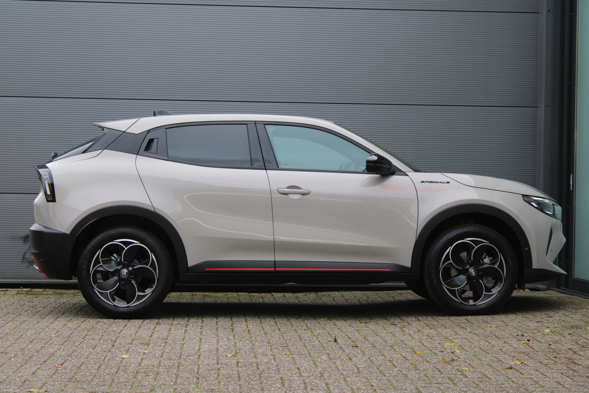 Alfa Romeo Junior