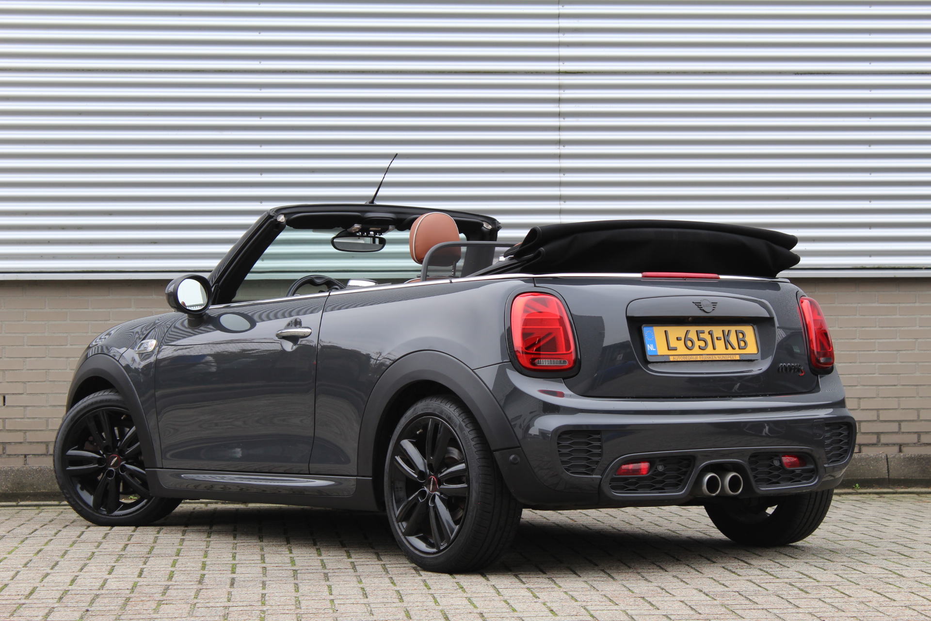 MINI Cabrio