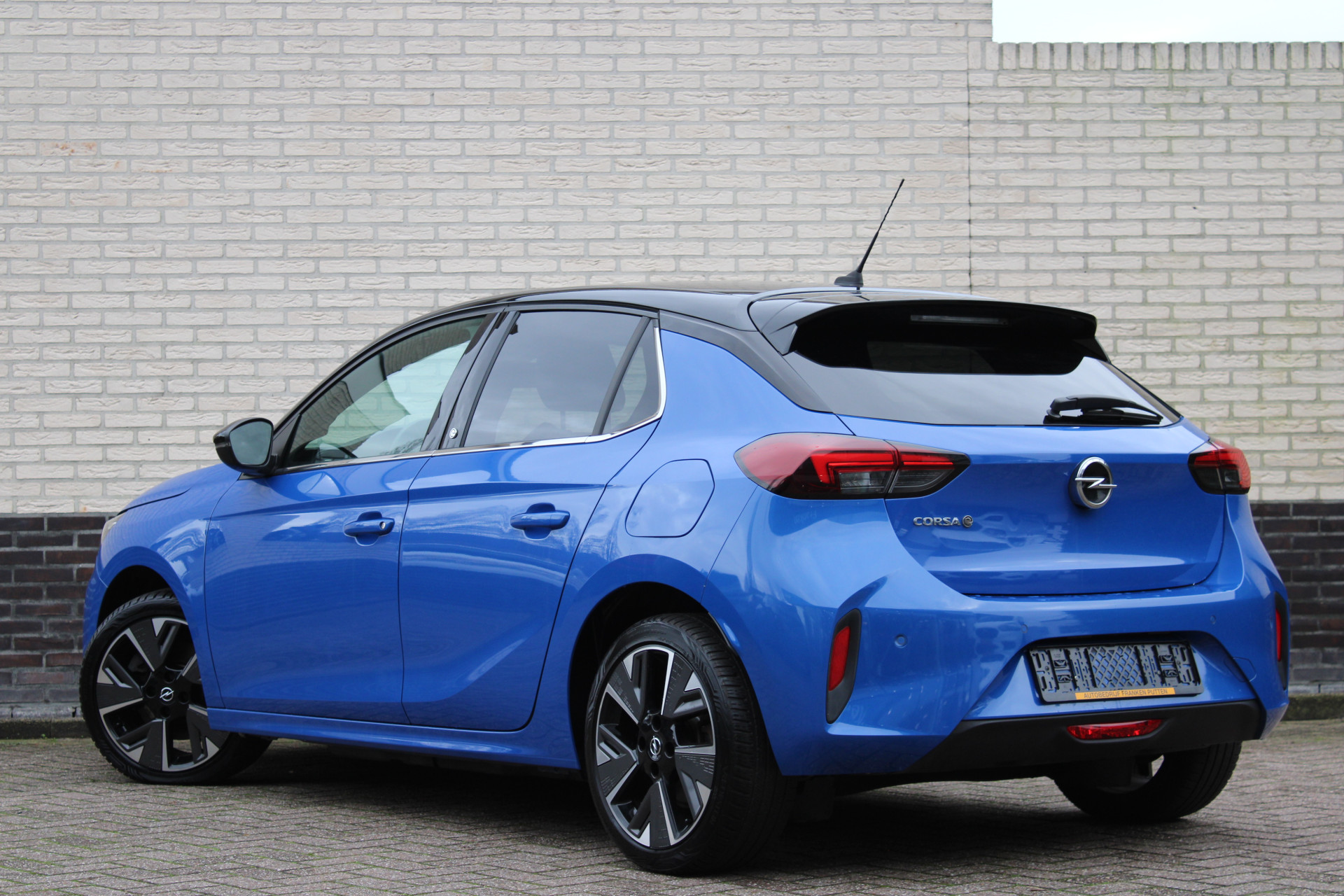 Opel CORSA-E