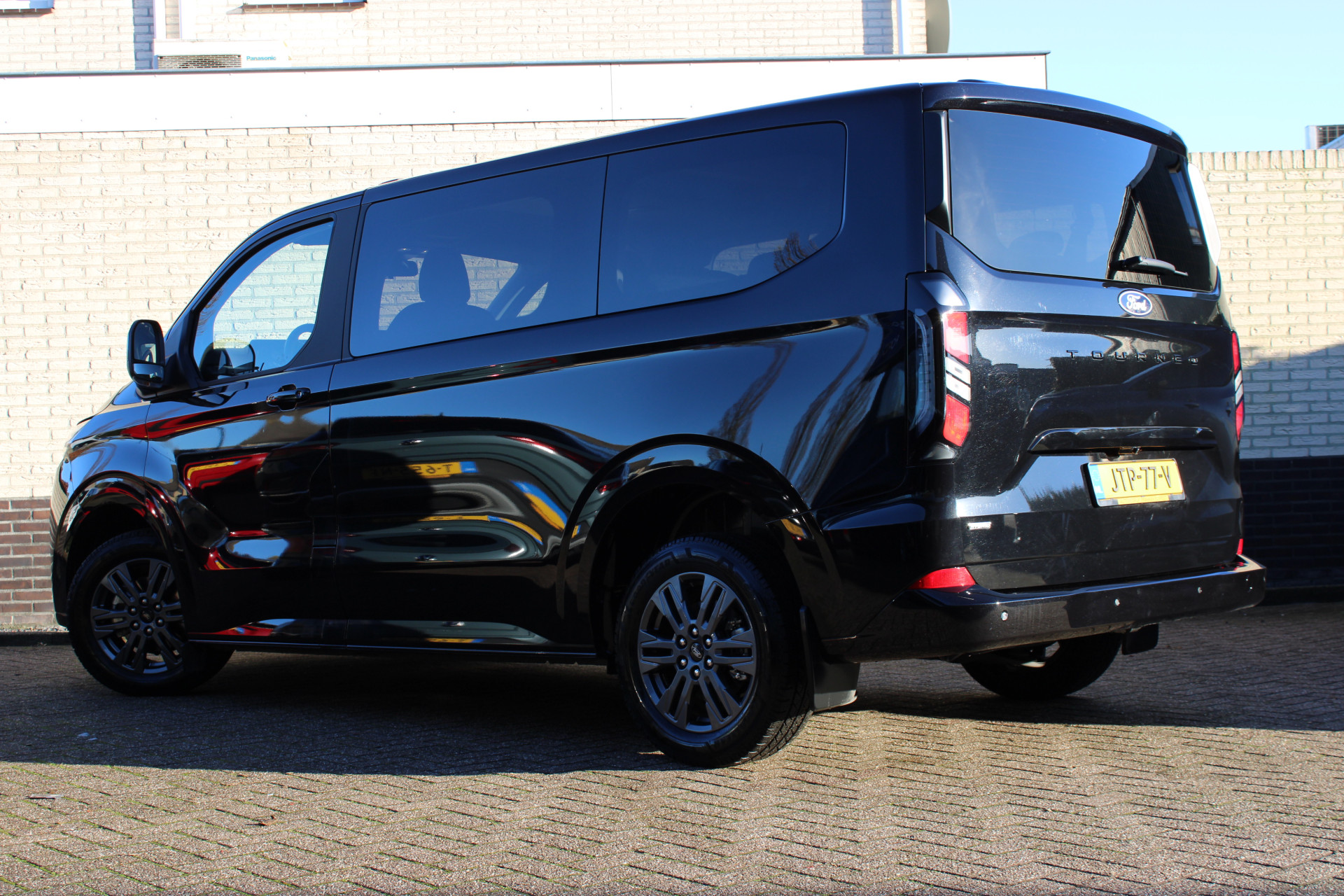 Ford Tourneo