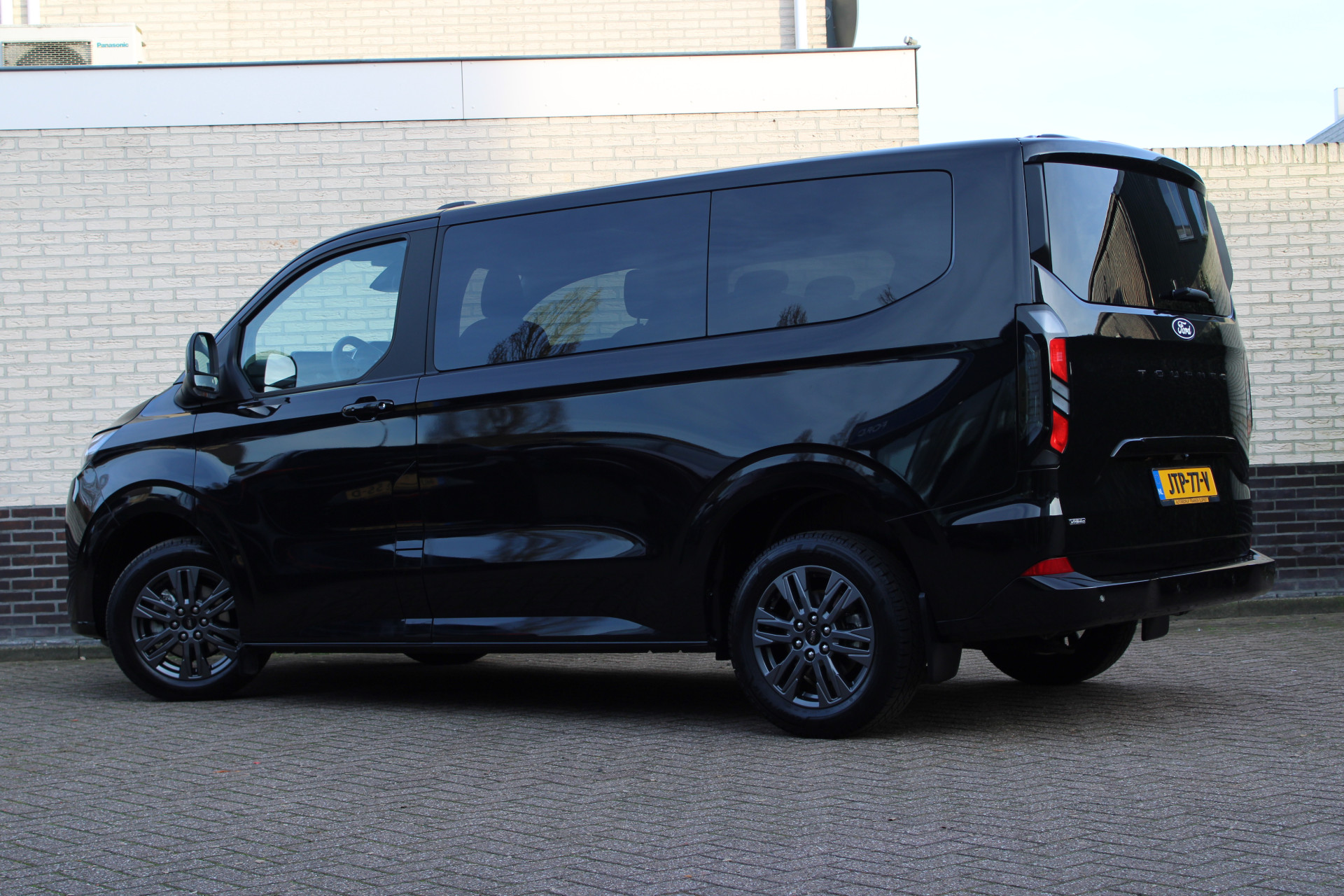 Ford Tourneo