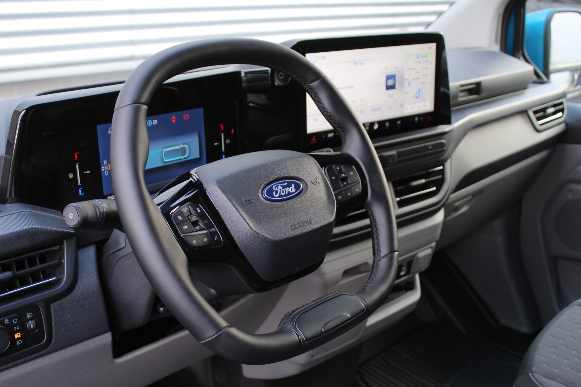Ford E-Transit Custom