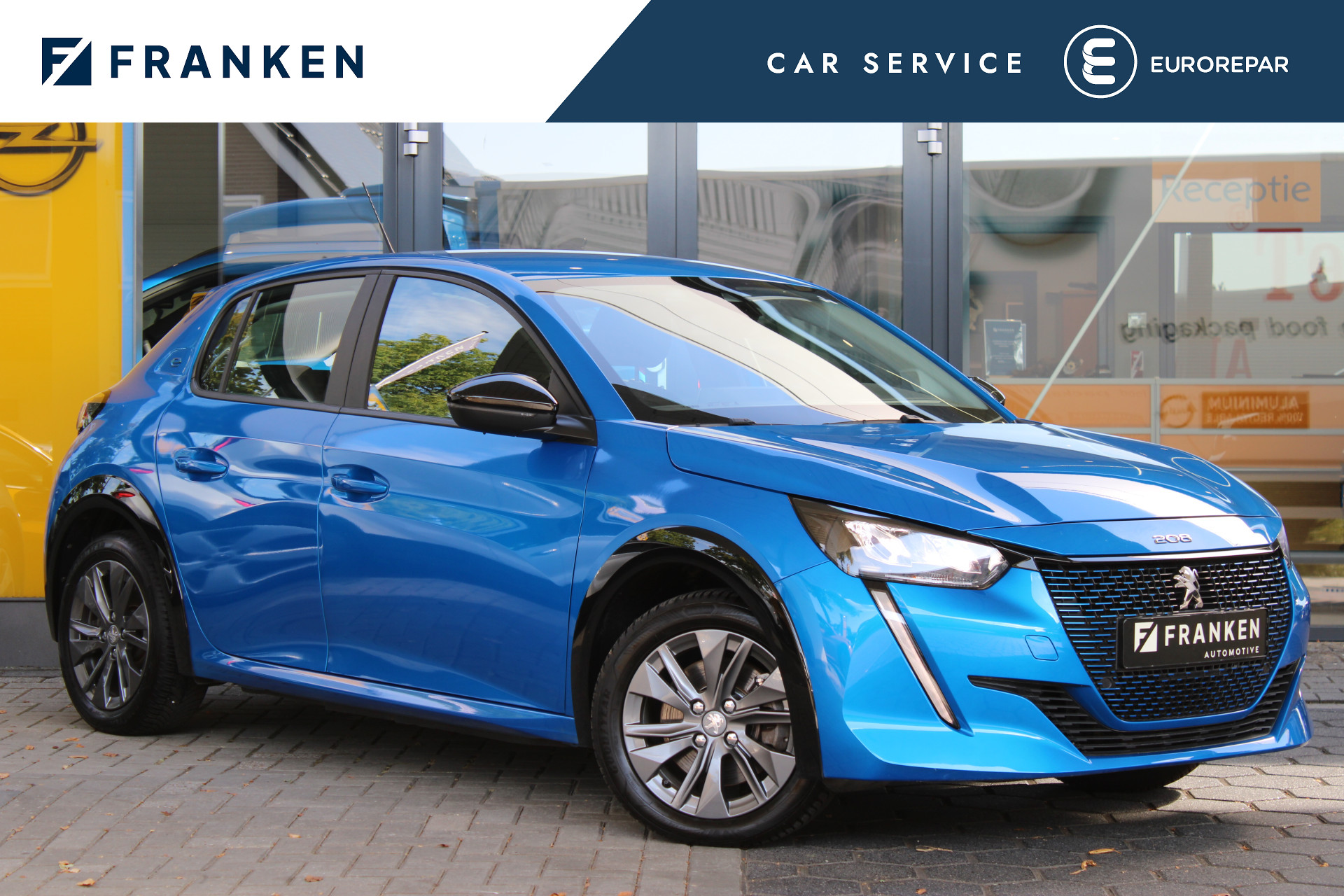 Peugeot e-208