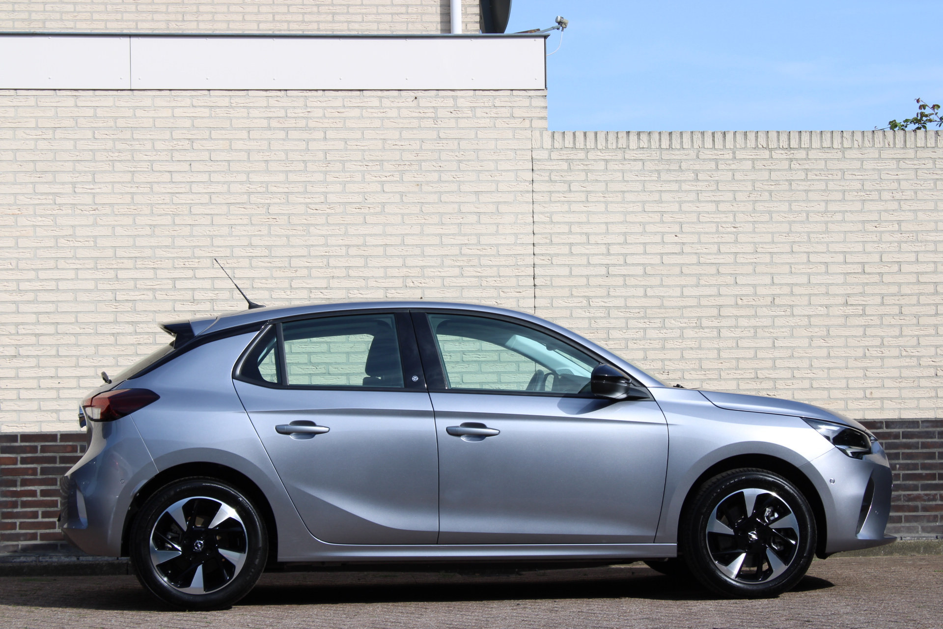 Opel CORSA-E