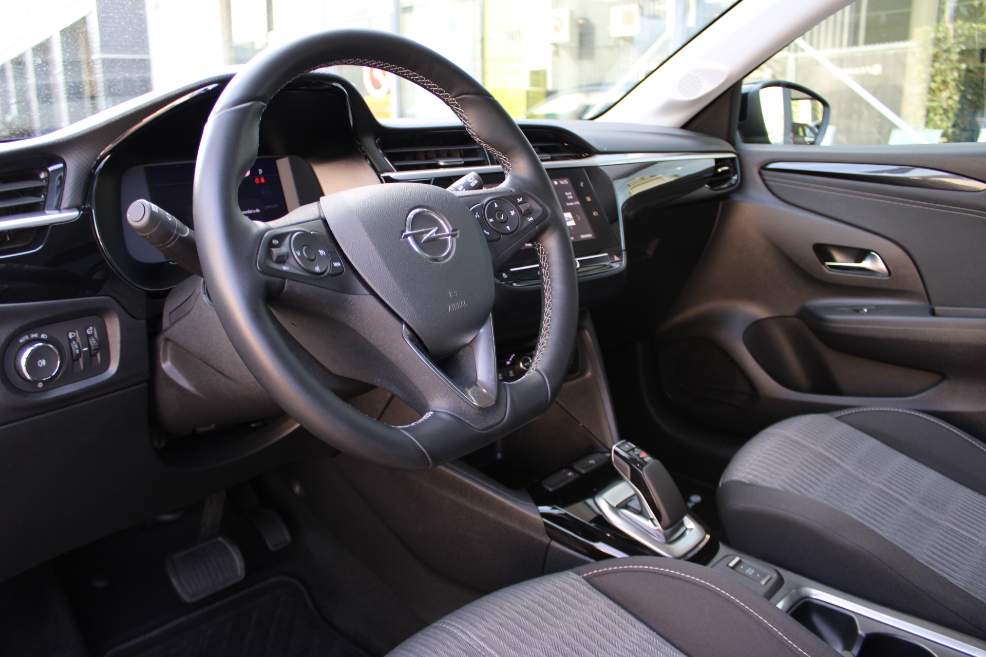 Opel CORSA-E