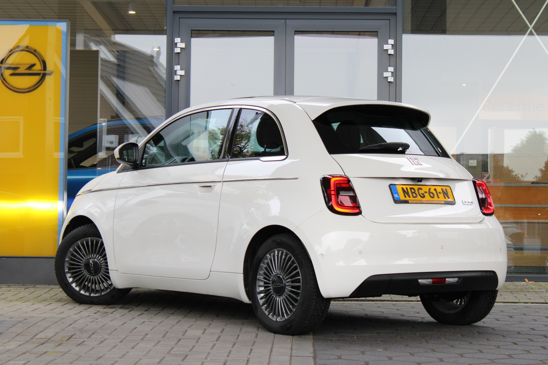 Fiat 500E