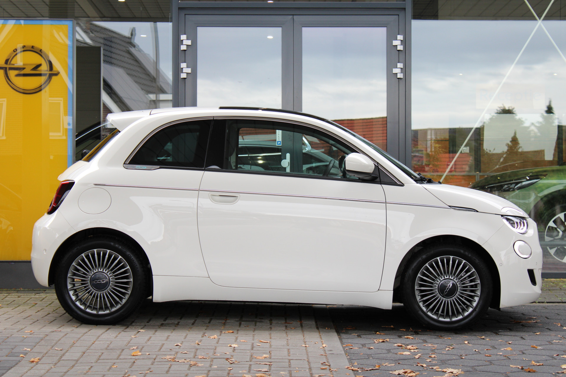 Fiat 500E