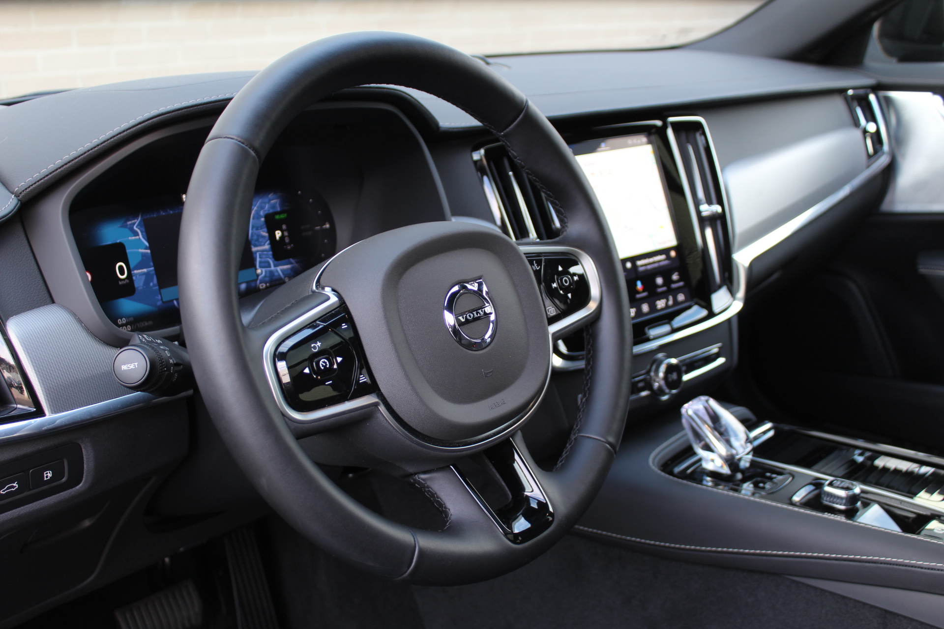Volvo V90